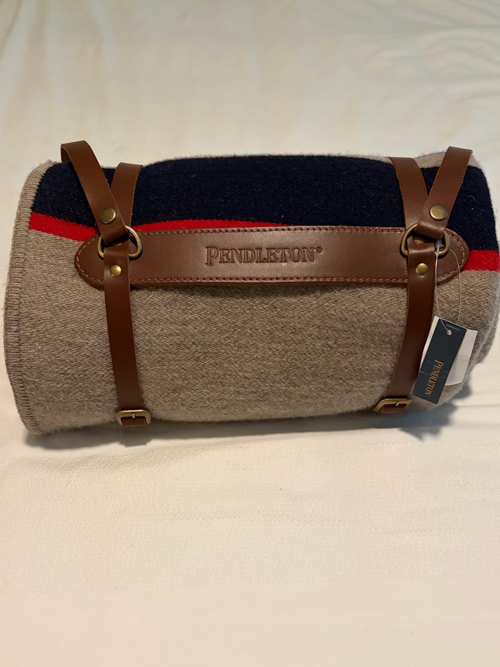 Pendleton - YELLOWSTONE NATIONAL PARK THROW WITH CARRIER w/ tags
